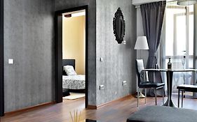 Palace Central Suites
